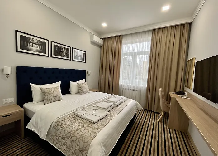 Bristol Hotel Tashkent
